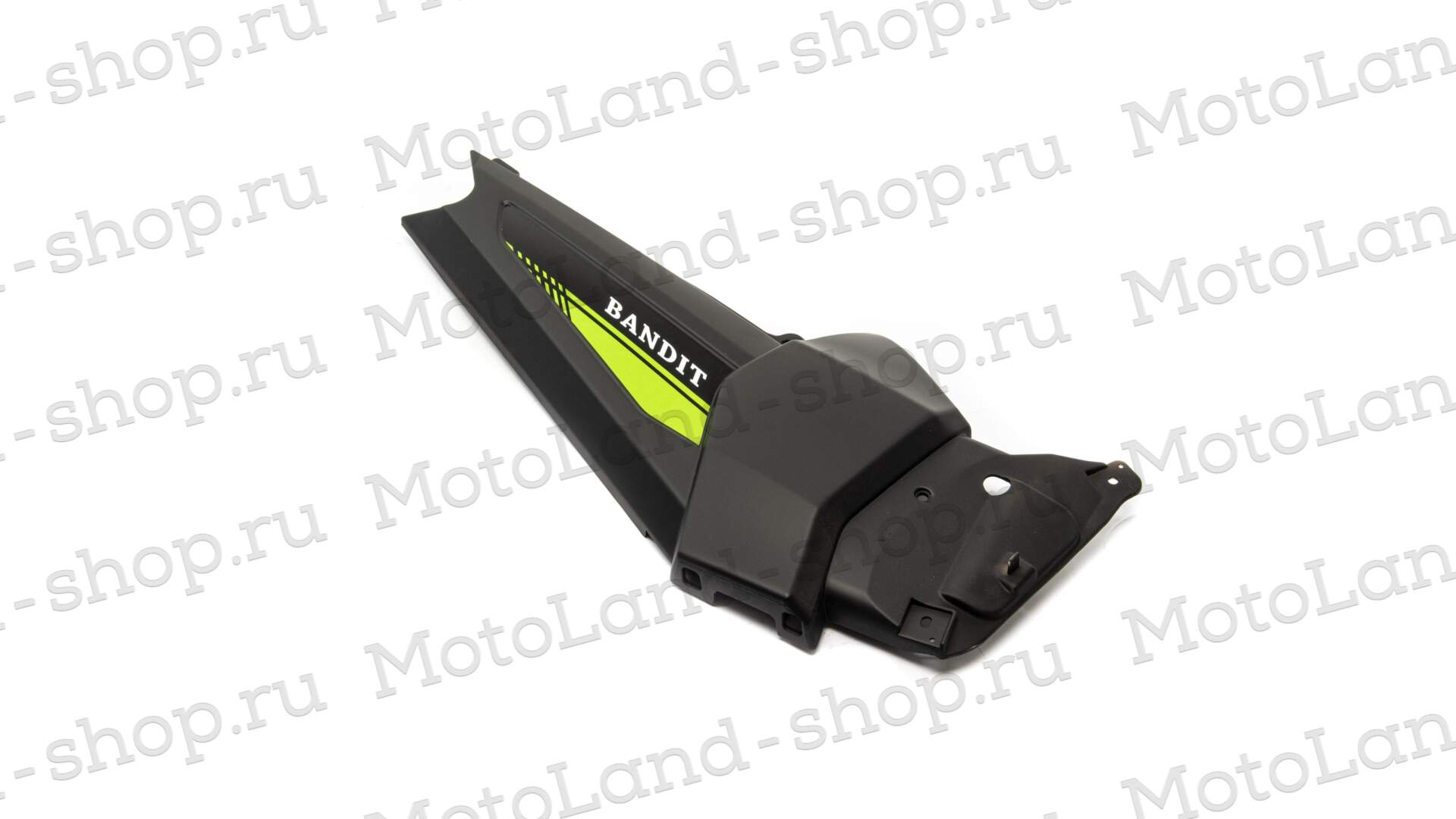 Пластик боковой средний левый Bandit
